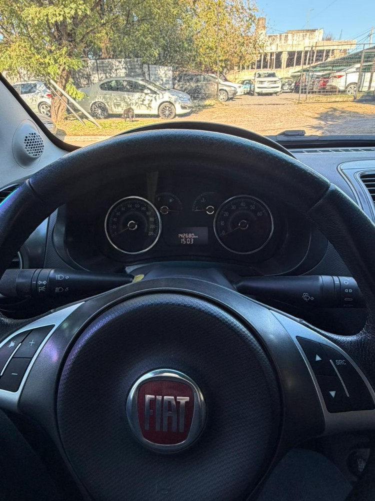 Fiat Grand siena ATTRACTIVE 1.4 8V — foto 11